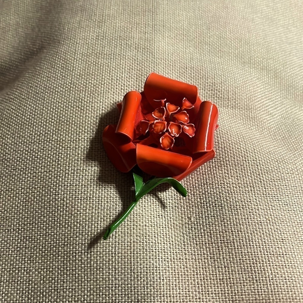Vintage 60s 70s Red Green Enamel Floral Layered Sculptural Flower
